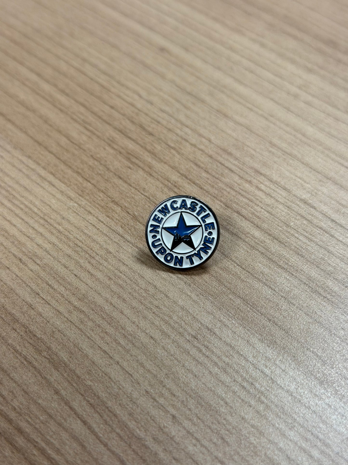 Pin Badge (newcastleupontyne.com)