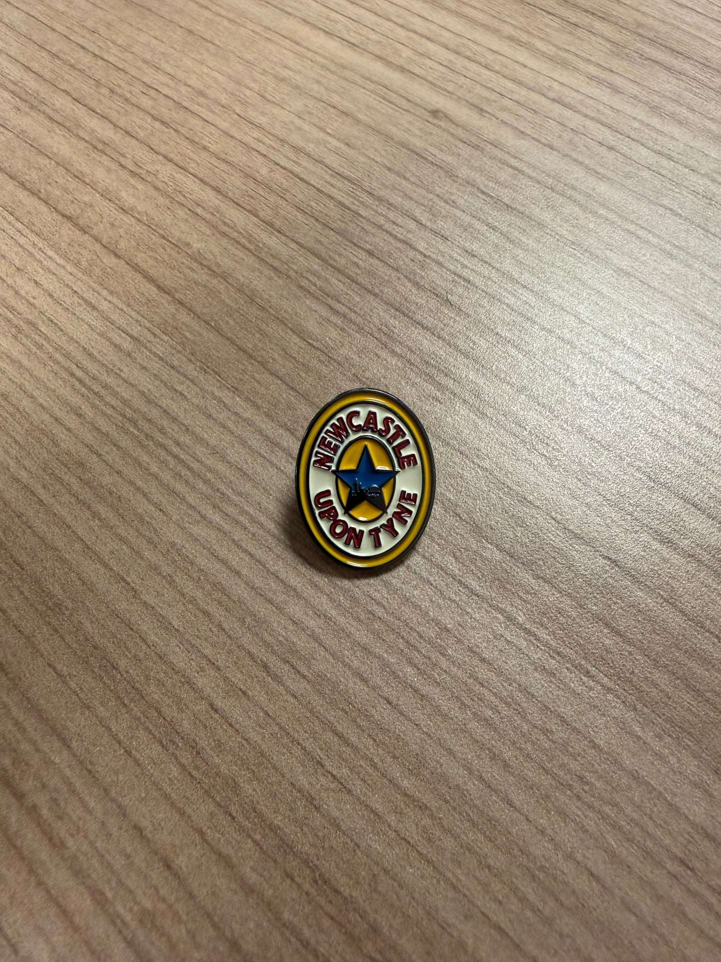 Pin Badge (newcastleupontyne.com)